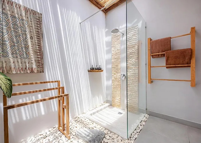 Villa Sebelah By Optimum Bali Seminyak