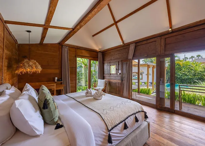 Sebelah By Optimum Bali *